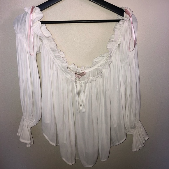 Sheer off the shoulder cropped white top! XS - Picture 1 of 4
